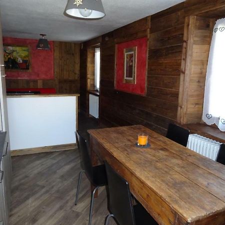 Maison D'Antan Alloggio Ad Uso Turistico Vda Charvensod N 0022 Аоста Екстериор снимка