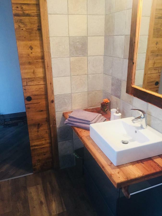 Maison D'Antan Alloggio Ad Uso Turistico Vda Charvensod N 0022 Аоста Екстериор снимка